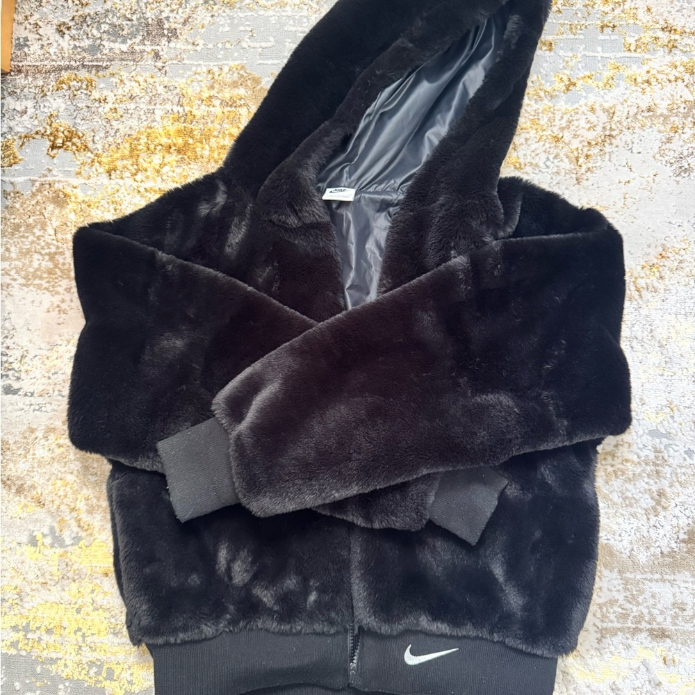 Nike Women’s Black Plush Hooded Jacket